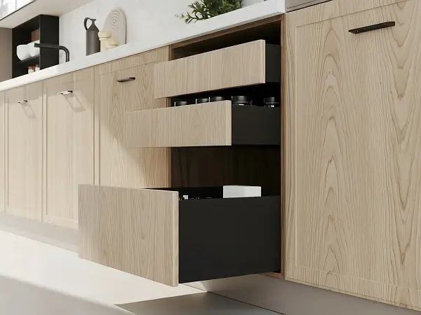 Из массива какого дерева лучше делать кухню? Полный разбор